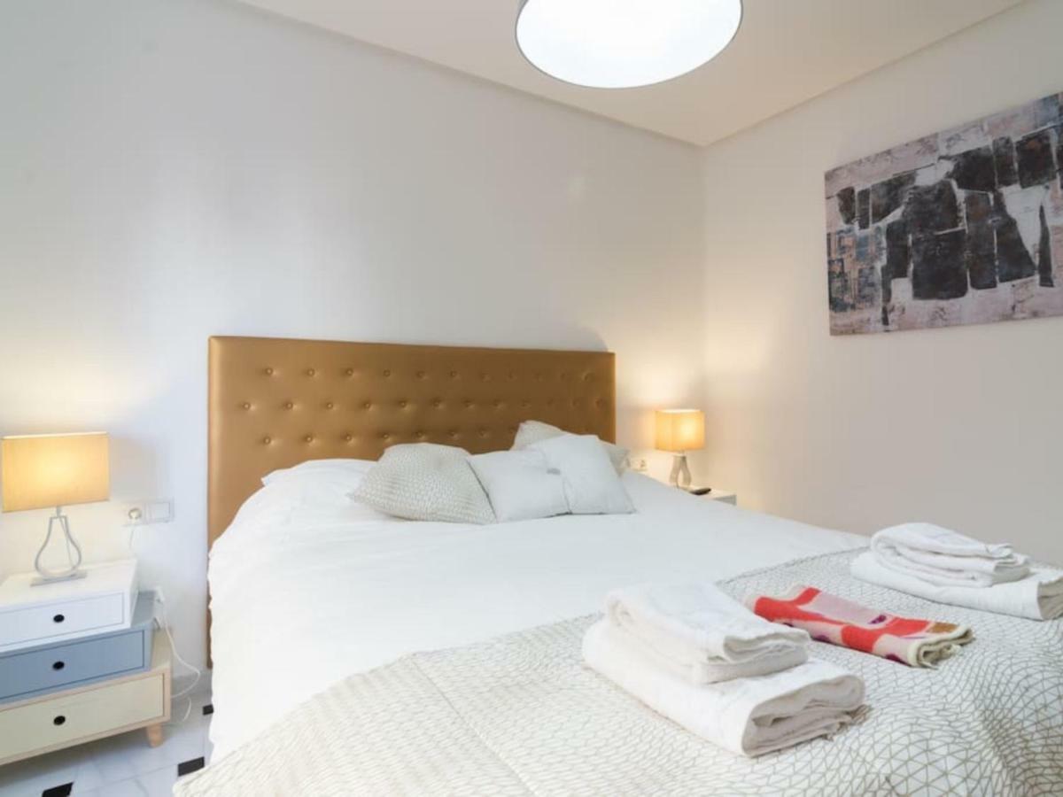 Apartamentos Bolsa Larios Malaga Bagian luar foto