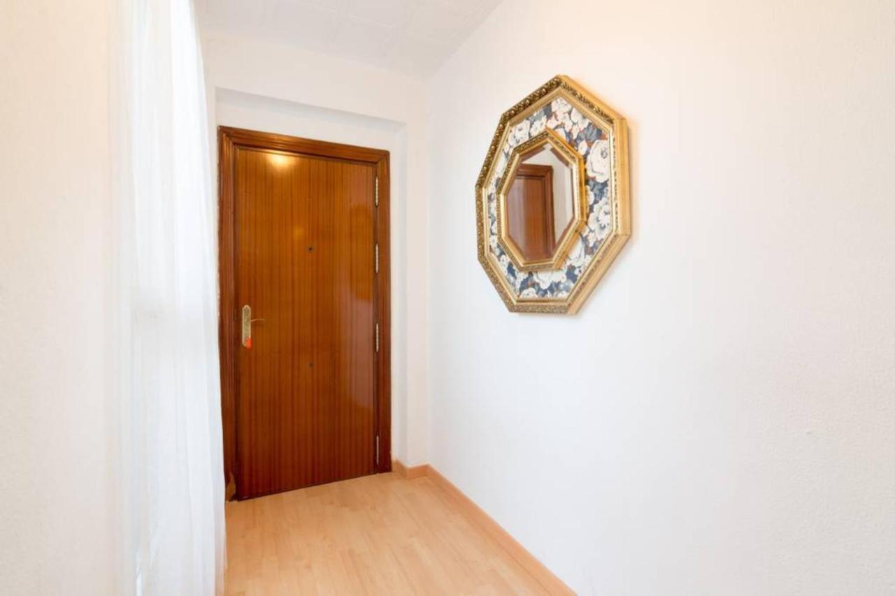 Apartamentos Bolsa Larios Malaga Bagian luar foto