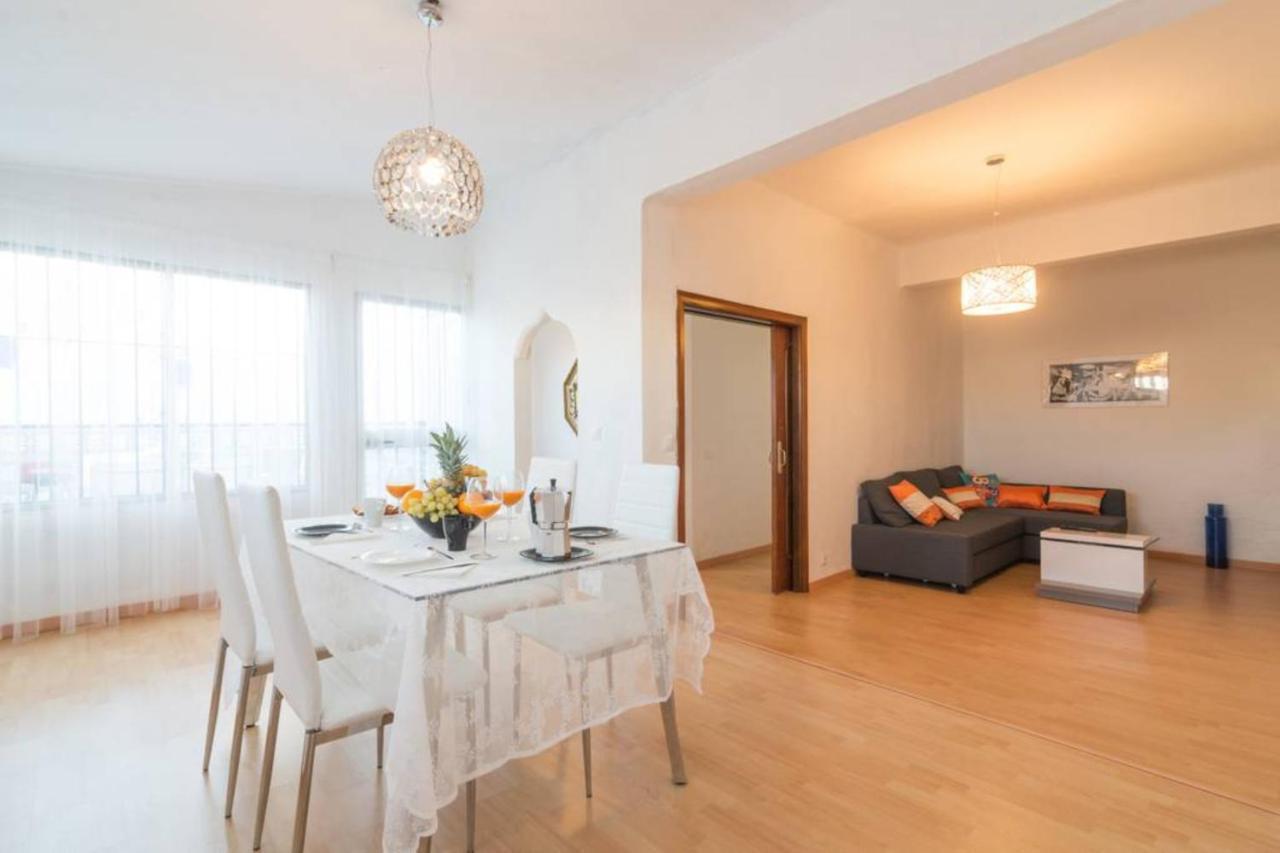 Apartamentos Bolsa Larios Malaga Bagian luar foto