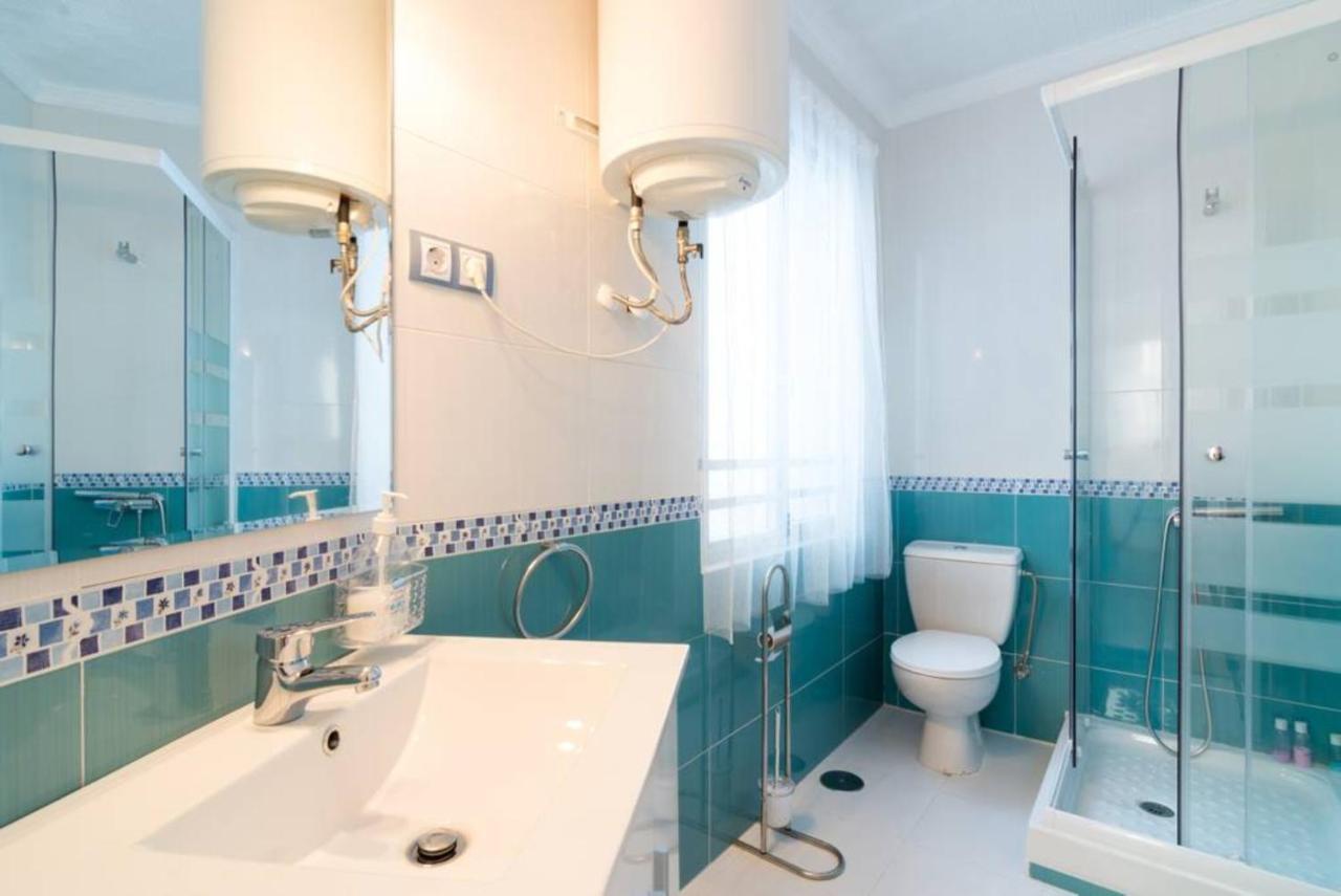 Apartamentos Bolsa Larios Malaga Bagian luar foto