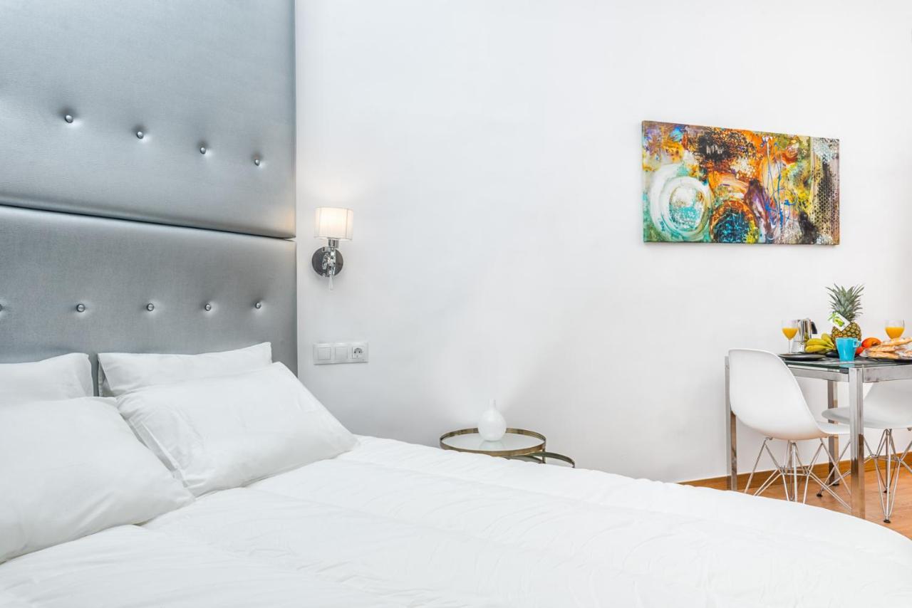 Apartamentos Bolsa Larios Malaga Bagian luar foto
